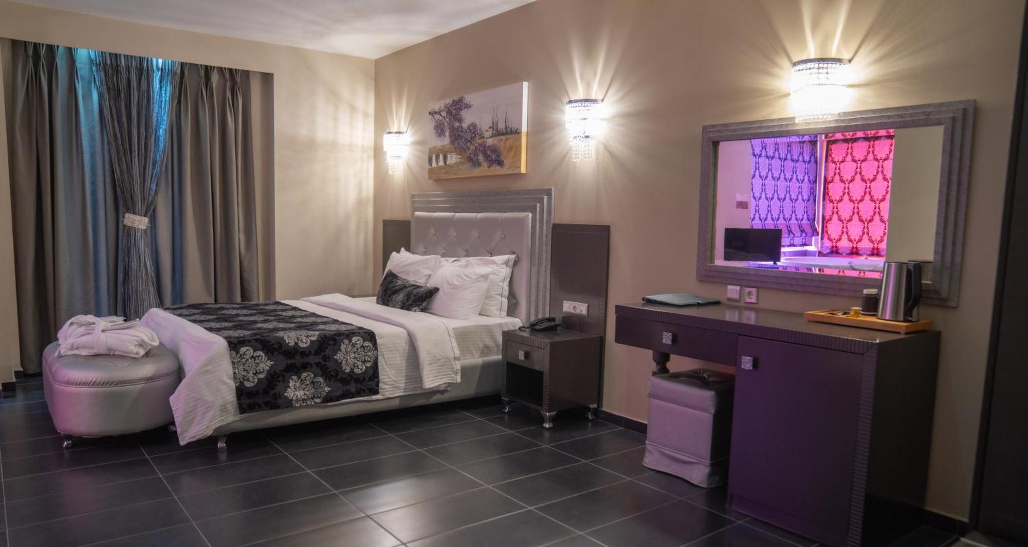 4 Epoxes Hotel Spa Káto Loutrákion Zewnętrze zdjęcie